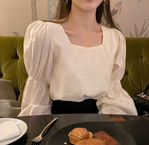 ブラウス きれいめ 長袖 トップス ボリューム袖 スクエアネック 可愛い 上品 カジュアル 30代 40代 ベージュ TP-026B