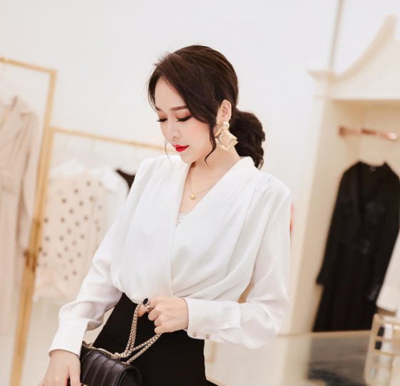 ブラウス トップス ドット Vネック 長袖 ゆったり きれいめ 上品 大人 無地 シンプル 30代 40代 ホワイト ブラック レッド TP-309R