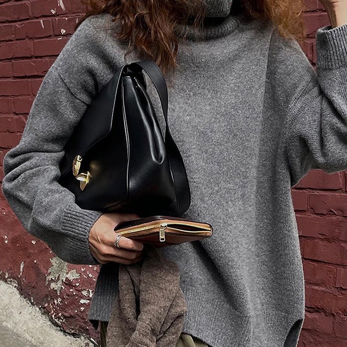 タートルネックセーター ニット 長袖 無地 プルオーバー サイドスリット オーバーサイズ ゆったり シンプル カジュアル フェミニン 秋冬 お出かけ デート 通勤 TP-033YK