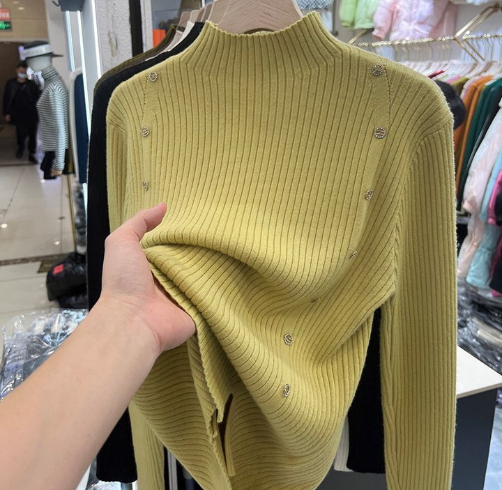 ハーフタートルネックセーター ヘッジ 裾スリット スリム 長袖 フェミニン きれいめ エレガント 上品 大人可愛い カジュアル シンプル ベーシック お出かけ デート 普段使い デイリー 秋 冬 TP-038RT