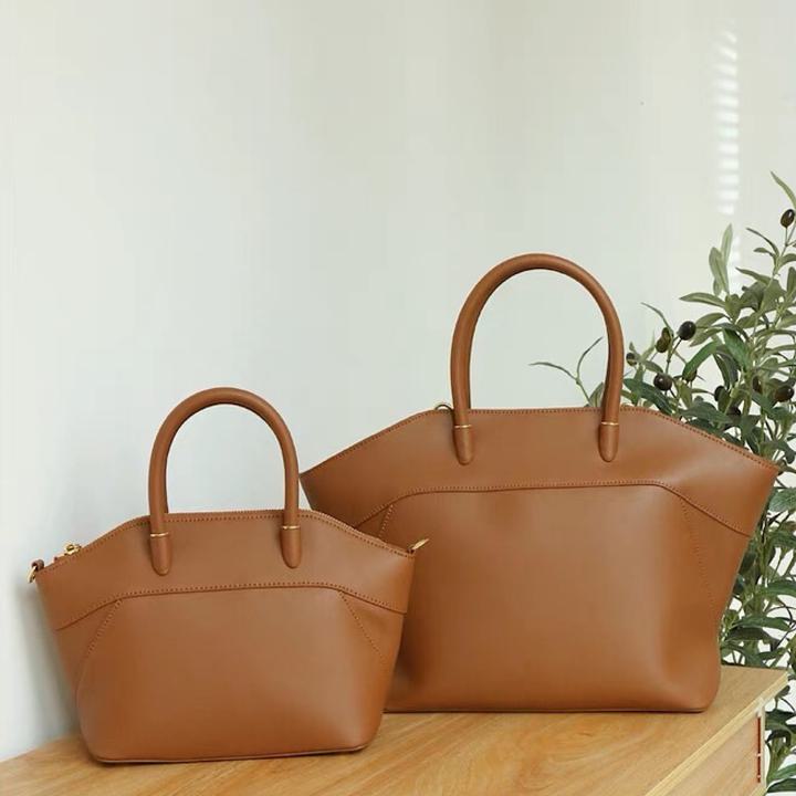【Sサイズ】韓国デザイン 本革 レザーハンドバッグ 牛革 BAG 楽天市場】ハンドバッグ 韓国 本革の通販