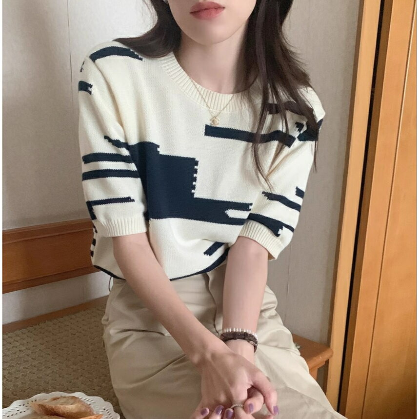 サマーニット 半袖 ニット トップス 柄 レディース 柄ニット ジャカード パフスリーブ カジュアル 春 夏 きれいめ シンプル カジュアル お出かけ デート 普段着 TP-1073KMY