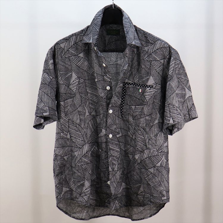 薄手 半袖シャツ 日本製 紳士 メンズ シャツ レギュラーカラー ボタニカル柄 花柄 プリント 綿 テンセル 父の日 誕生日 プレゼント ギフト メンズファッション シニアファッション おしゃれ ゴルフ リゾート カジュアル 30代 40代 50代 60代 70代 ファッション 夏