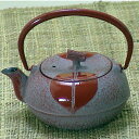 砺波商店 50148 南部鉄瓶 鉄急須 木の葉 0.3L【送料無料】【南部鉄器/南部鉄瓶/急須 結婚 出産 内祝い 引き出物 金婚式 誕生日プレゼント 還暦祝い...