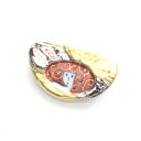 伊万里焼ブローチ。金彩焼付け 縁取り人形紋様。【工房限定オリジナル商品】【楽ギフ_包装選択】【楽ギフ_メッセ入力】