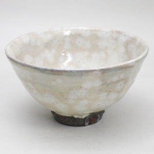 荻焼き 【茶器/茶道具　抹茶茶碗】　萩焼き　井戸型　8代　岡田裕作（晴雲山窯）