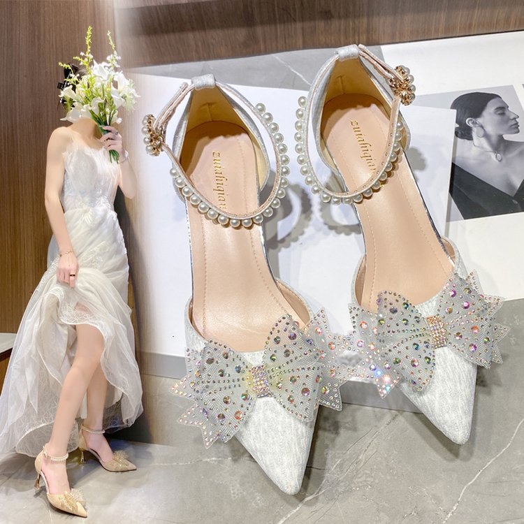 Rakuten - 【送料無料】22-25cmパンプス 痛くない ラメ ポインテッド トゥ パンプス | 結婚式 パンプス レディース 歩きやすい ヒール 疲れ ない ハイヒール 春 夏 シューズ 靴 女性 大人 痛くない 大きいサイズ おしゃれ 履きやすい パーティー キャバ