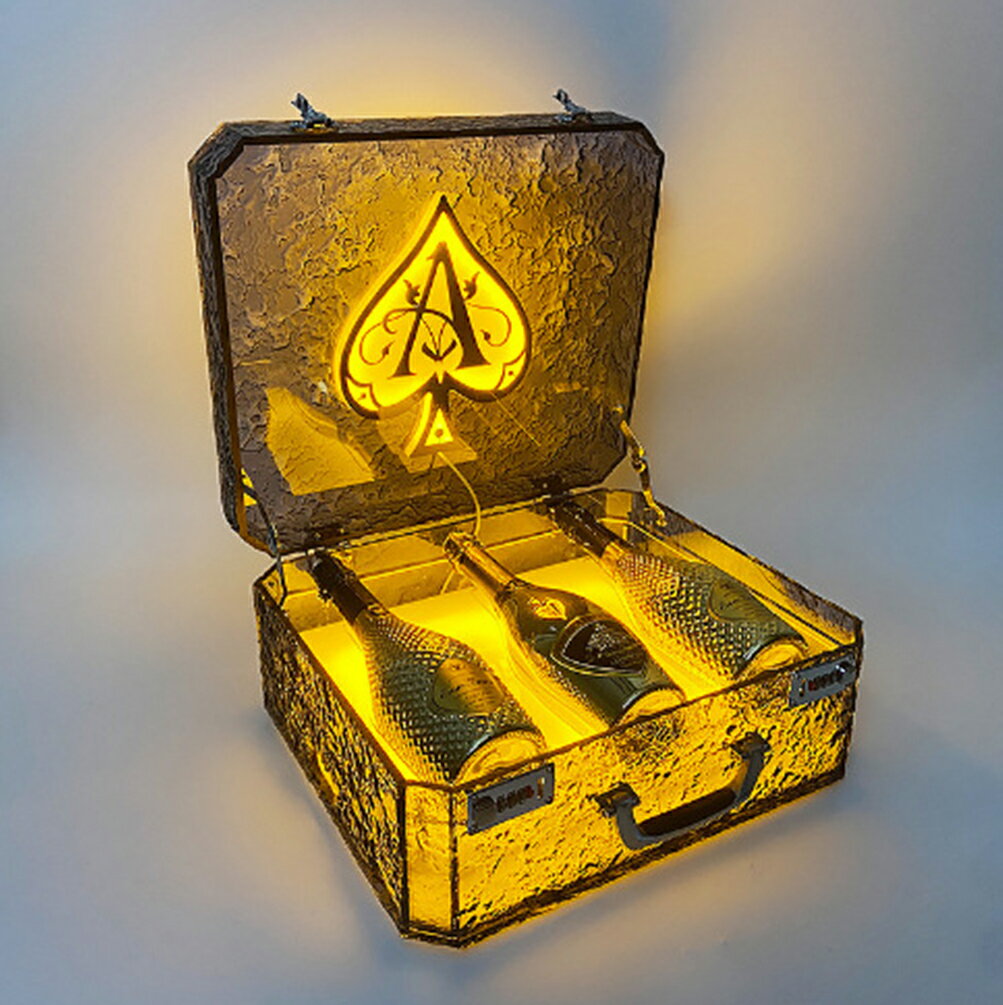 LEDȯ����ê �����ѥ�Ÿ��Ȣ ��������Ȣ ����ե�ʸ��륢�����磻��ܥå��� LED�����դ����å� �磻��ܥȥ�ǥ����ץ쥤��å� LED�饤�ȥ����ѥ�ܥå����ǥ����ץ쥤������ ������� ��� LED �饤�ȥ��å� �ѡ��ƥ��� �뺧�� ����� �С� BAR ����