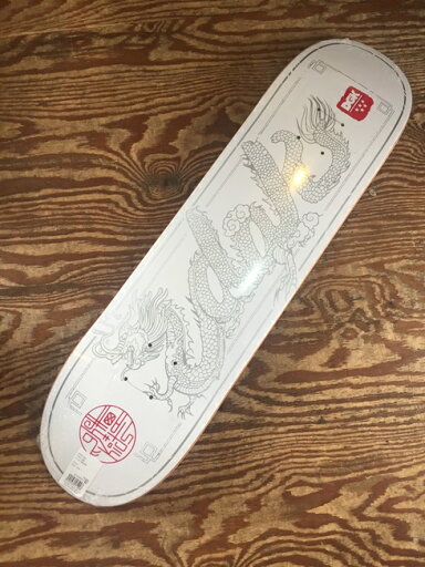 DGK DRAGON スケートボードデッキ スケート デッキ おすすめ 大人 初心者 ストリート sk8 【送料無料】 DGK DRAGON スケートボードデッキ スケート デッキ おすすめ 大人 初心者 ストリート sk8 【送料無料】