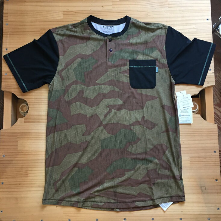 乐天商城 - バートン ヘンリーネック Tシャツ メンズ 半袖 アウトドア スポーツ おしゃれ カジュアル Burton ACTV HNLY 【送料無料】