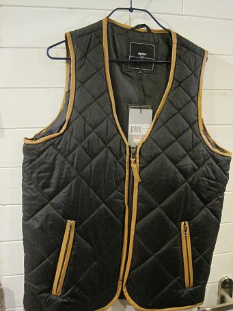 正規品。 Lifetime ライフタイム【！】 WOODLAND VEST BLACK ウッドランドベスト ブラック