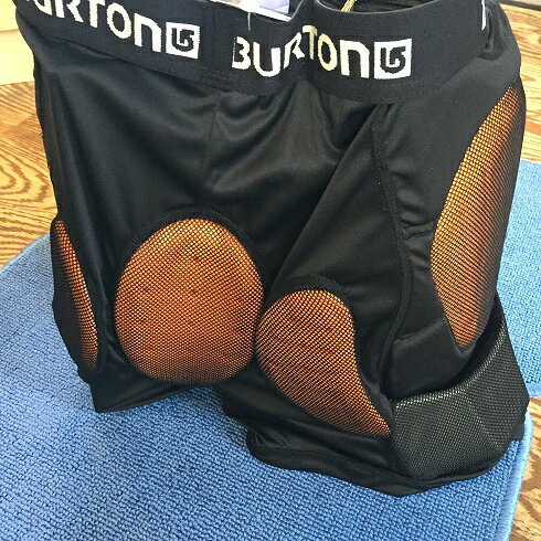 楽天市場】burton ヒップ プロテクターの通販