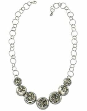 乐天商城 - スワロフスキー ラウンド スフィア ロング ネックレス 1128158 Swarovski Round Sphere Long ギフト プレゼント □