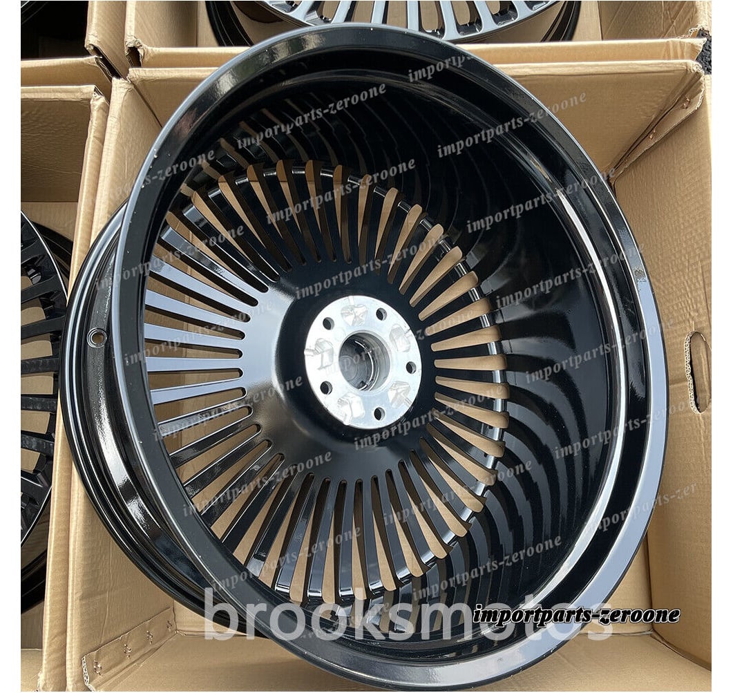 24インチ NEW マルチスポーク　グロスブラックスタイル　キャデラック　エスカレード　ホイール4本セット　-BRN-11524★