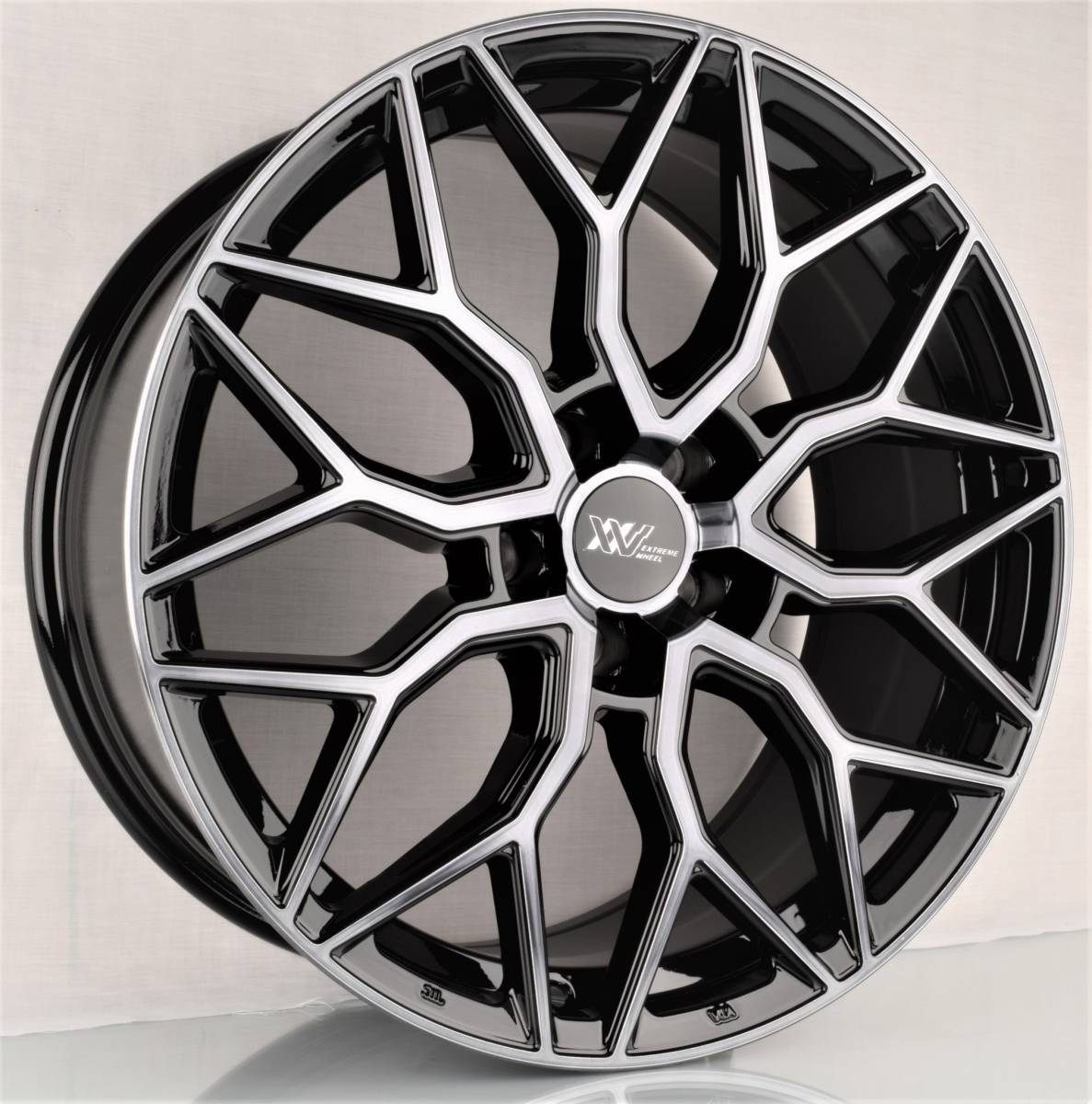 19インチ Black Extreme ホイール XXW( 4本セット ) アウディ A4 A5 A6 A7 A8 S4 S5 S6 S7 S8 RS4 RS5 　-DFO-1071