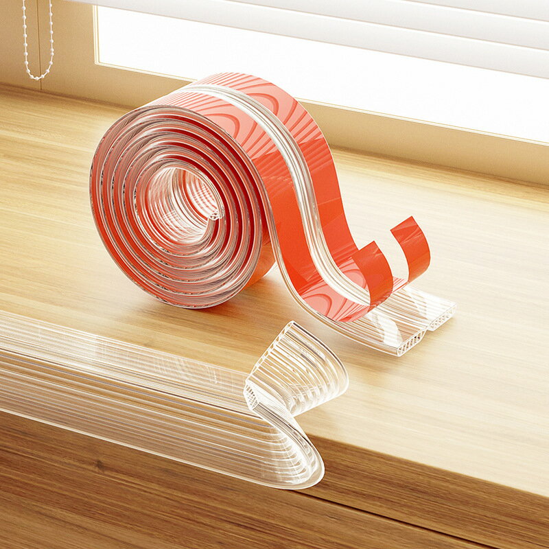 【強力クッション性のダブルエアクッションデザイン】ダブルエアクッションの設計を採用し、クッション性を高めて衝撃を素早く吸収し、赤ちゃんがぶつかってもしっかりと保護され、ひき傷を防ぎます。 【超強力粘着テープ】粘着テープではなく、より信頼性の高い透明両面テープを採用しています。粘着性がよく、剥がしても残留物がありません。少しでも残留物があれば、アルコールで拭くだけです。 【透明素材でさまざまな色の家具に合わせ】角パッドとテープはすべて透明PVCの全く新しい素材で、毒性がなく安全で環境に優しく、子供がかむ恐れがなく、透明色は家具へのフィット性が高く、インテリアと合わない心配がありません。 【用途に幅広い】テーブルやベッドなどの家具やキッチン、オフィス、ガレージのすべての尖った角に対応し、赤ちゃんや子ども、高齢者がテーブルの角にぶつかってけがをするのを防ぎます。ドアと障子の隙間に貼って手を挟まないようにすることもできます。歩き方の習い事をしている赤ちゃんや、部屋の中を走り回る幼児や子どもがいるご家庭におすすめです。 【 品 格】：5M×1.5cm×0.5cm+エアバッグ用アングルプロテクタ×4