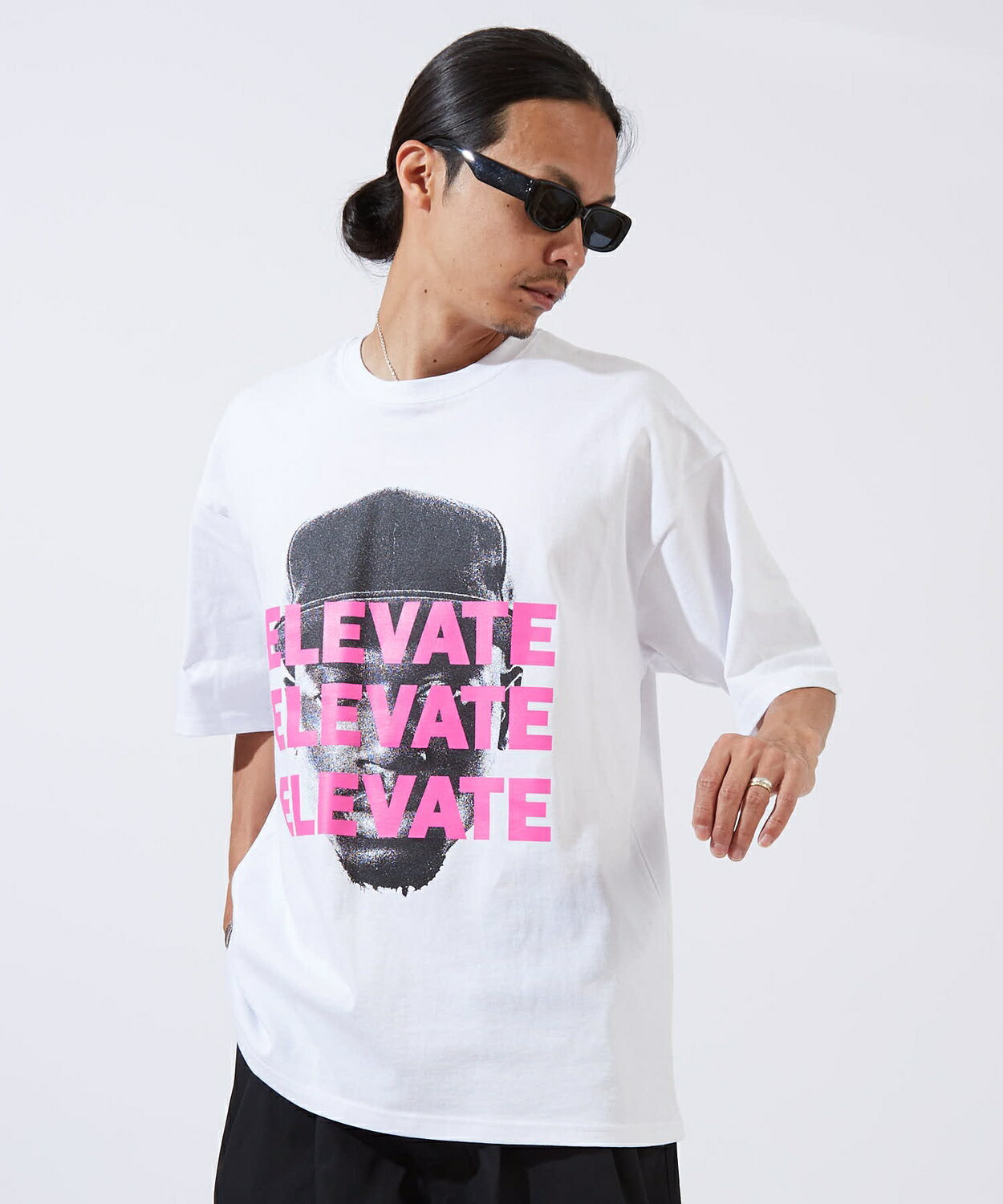 Rakuten - 半袖Tシャツ メンズ レディース SIDEWAY STANCE サイドウェイスタンス オリジナルプリント ポートレイト 半袖Tシャツ カットソー カジュアル アメカジ ストリート スケーター 韓国ファッション ブラック ホワイト オートミール