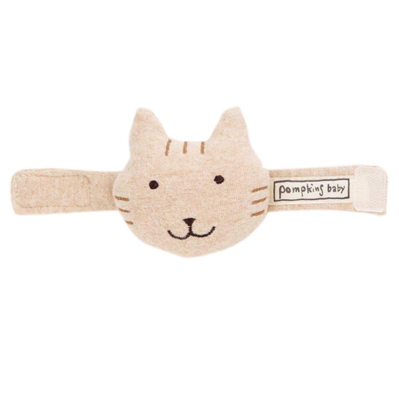 Y-1290 pompkins BABY オーガニックコットン100％【にゃんこシリーズ】ねこ ネコ リストガラガラ がらがら 日本製 (ブラウン)