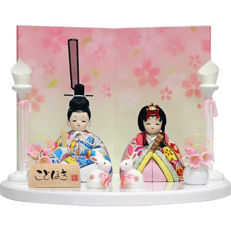 雛人形 木目込み人形 ことほき かんな 飾り台フルセット 丸盆 屏風付き 道具付き ホワイト KTH ...