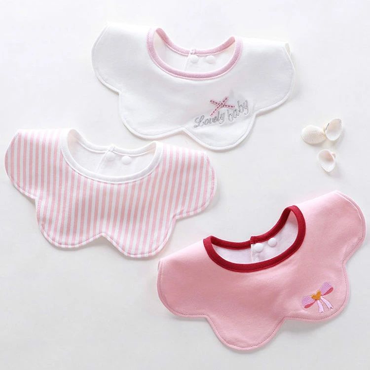 indetail selectのスタイ 3枚セット よだれかけ 360度回転 お洒落 かわいい 丸タイプ よだれカバー 前掛け 綿100% 男の子 女の子 キッズ ベビー 新生児 赤｜アングル3
