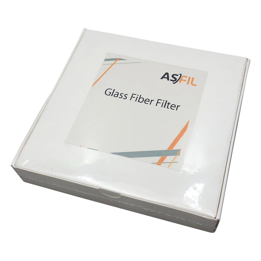 【品番】2-855-06【メーカー】アズワン【型番】047070N-SPGFF【JAN】4571110729120【入り数】1箱(100枚入)※掲載画像は代表画像です。シリーズ共通の画像を使用している場合があり、お届けは商品名に記載の型番・数量となります。■特長ガラス繊維濾紙のベーシックタイプ。バインダーを含まないので、バインダーの溶出がありません。高温でも安定した状態で使用できます。プレフィルターとしても適しています。100％硼珪酸ガラスで製造されています。■仕様材質:ガラス繊維色:白表面:無地入数:1箱（100枚入）円形サイズ:4.7cm濾紙名:GFF粒子保持能（μm）:0.7厚さ（mm）:0.40重量（g/m2）:75耐熱温度（℃）:500用途:タンパク質等の微細な対象物のろ過。ワットマン濾紙対応グレード:GF/Fアズフィル荷姿サイズ:135×120×25mm　0.06kgRoHS2 (EU) 2015/863 対応