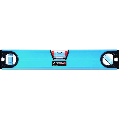 【品番】73393【メーカー】シンワ測定（株）【JAN】4960910733930【販売単位】1個※掲載画像は代表画像です。シリーズ共通の画像を使用している場合があり、お届けは商品名に記載の型番・数量となります。■特長ブルーレベルProと比較して30%小型・軽量化しています。水平気泡管カバーが取り外せますので、水洗い・交換が可能です。水平・垂直・45°の測定が可能です。本体底面にV字溝が付いていますので、パイプの上にも置くことができます。暗い場所でも作業ができるよう、水平気泡管に蓄光シートが付いています。■用途水平・垂直・45°の測定に（100mmは45°の測定不可）。■注意本製品は防水構造ではありません。強い酸性やアルカリ性（濡れたコンクリートなど）の場所に置くと、本体色が色落ちしたり色移りする可能性があります。■仕様マグネット:2ヵ所厚さ(mm):20気泡管色:ブルー精度:±1.0mm/m=0.0573°以内本体色:ブルー高さ(mm):50サイドプロテクター:ブラックブランド名:シンワ（シンワ測定（株））長さ(mm):300測定面溝:V溝付該当:RoHS2蓄光シート:あり気泡管タイプ:水平・垂直・45°感度:0.35mm/m=0.0201°表面処理:カラーアルマイト製造国:中国色:ブルー関連商品シンワブルーレベルJr．2200mmマグネット付 73392...STSI型BOX水平器SV150VM SV150VM...シンワブルーレベルJr．2150mmマグネット付 73391...2,400円2,570円2,240円STSI型BOX水平器SV200VM SV200VM...シンワブルーレベルPro2マグネット付300mm 73380...シンワブルーレベルJr．2100mmマグネット付 73390...2,730円2,790円2,080円STSI型BOX水平器SV120VM SV120VM...STSI型BOX水平器SV300VM SV300VM...シンワブルーレベルPro2マグネット付380mm 73381...2,250円2,980円3,750円シンワブルーレベルPro2マグネット付450mm 73382...シンワブルーレベルJr．2デジタル220mm防塵防水マグネット付 75...シンワブルーレベルJr．2デジタル180mm防塵防水マグネット付 75...3,960円13,540円13,410円