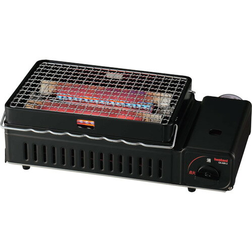 【品番】CB-ABR-2【メーカー】岩谷産業（株）【JAN】4901140905322【販売単位】1台※掲載画像は代表画像です。シリーズ共通の画像を使用している場合があり、お届けは商品名に記載の型番・数量となります。■特長直火を使わず、赤熱させた輻射板の熱で焼くので、ムラなく美味しく焼けます。網焼き・串焼きダブルで使用可能です。強火から弱火まで無段階の火力調節が可能です。炎長が短く、風の影響を受けにくい「多孔式バーナー」です。■仕様製造国:日本ブランド名:Iwatani（岩谷産業（株））