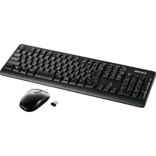 【品番】BSKBW120SBK【メーカー】（株）バッファロー【JAN】4950190377948【販売単位】1個※掲載画像は代表画像です。シリーズ共通の画像を使用している場合があり、お届けは商品名に記載の型番・数量となります。■特長キーボードもマウスも1つのレシーバーでつながります。最大10mの操作距離を実現する2.4GHzワイヤレスマウスです。ドライバーインストール不要の簡単接続です。RoHS基準値準拠キーボードの特長：単3電池1本でも約3年（※）動作する省電力設計、1000万回の押下に耐える高耐久設計マウスの特長：静かな場所でも気にならない静音設計、単3電池1本で約2.4年（※）動作する省電力設計、左右どちらの手でも使えるシンメトリーデザイン高感度BlueLED搭載、■用途1つのレシーバーで両方接続できる、USBポートの少ないパソコン用。■注意質量は付属のマウスの分は除いています。■仕様該当:RoHS2奥行(mm):152色:ブラック高さ(mm):31インターフェース:USB幅(mm):443製造国:中国ブランド名:BUFFALO（（株）バッファロー）