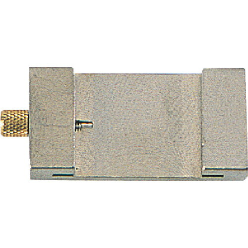 【品番】76747【メーカー】シンワ測定（株）【JAN】4960910767478【販売単位】1個※掲載画像は代表画像です。シリーズ共通の画像を使用している場合があり、お届けは商品名に記載の型番・数量となります。■特長直尺に取り付けて使用することで作業が簡単正確にできます。■用途ケガキ作業に。■注意電気に触れる恐れのある場所では使用しないでください。■仕様幅(mm):20製造国:中国厚さ(mm):6全長(mm):40ブランド名:シンワ（シンワ測定（株））該当:RoHS2
