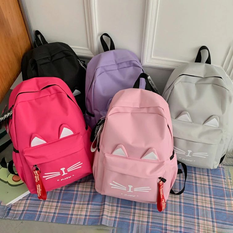 【サイズ、重量、材質】 バッグ： 43cm×29cm×12cm、重量 ：約580g、材質：ポリエステル【人気の猫耳がかわいい♪】ねこモチーフがとってもかわいい猫型おしゃれなネコデザインのリュックサックです。【軽量！大容量！防水！黒で汚れが目...