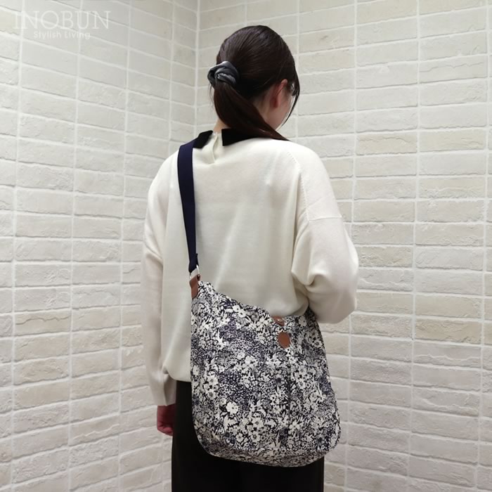 n.k.d♡リバティ カジュアルショルダーバッグ　マチ10cm n.k.d♡リバティ カジュアルショルダーバッグ マチ10cm n.k.d