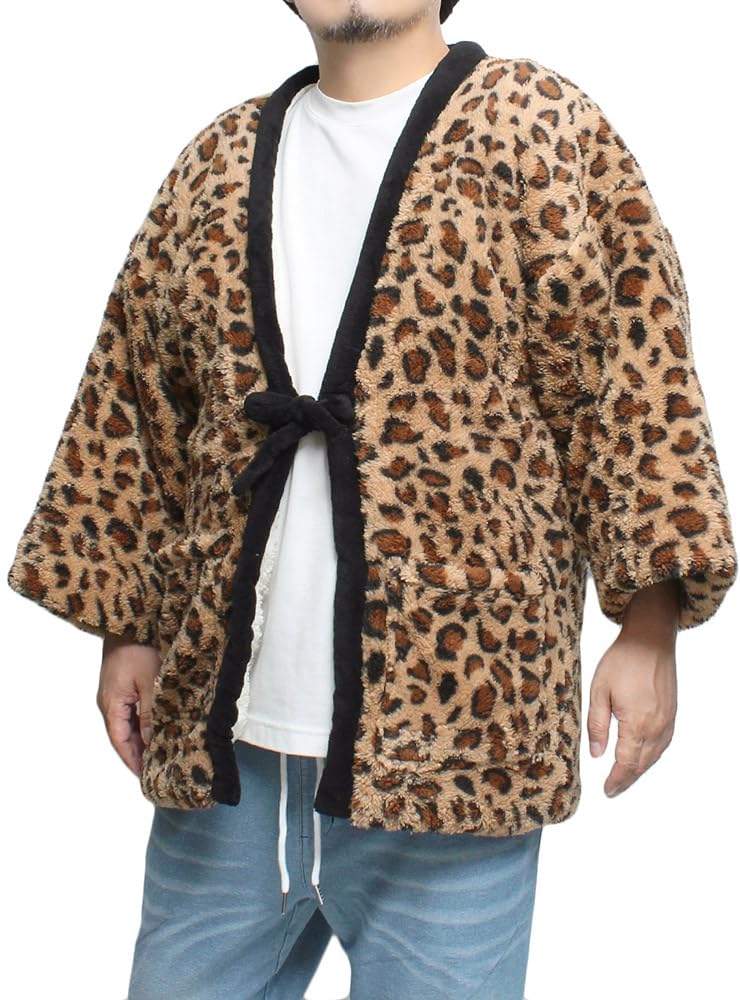 • Mサイズ：着丈74cm 身幅61cm 肩幅61cm 袖幅30cm アームホール34cm 袖丈38cm Lサイズ：着丈77cm 肩幅63cm 身幅63cm 袖幅30.5cm アームホール34.5cm 袖丈39cm • LLサイズ：着丈80...