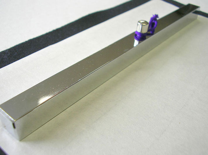 鉄文鎮　つまみ付き　14×227mm Kuretake 書道 習字