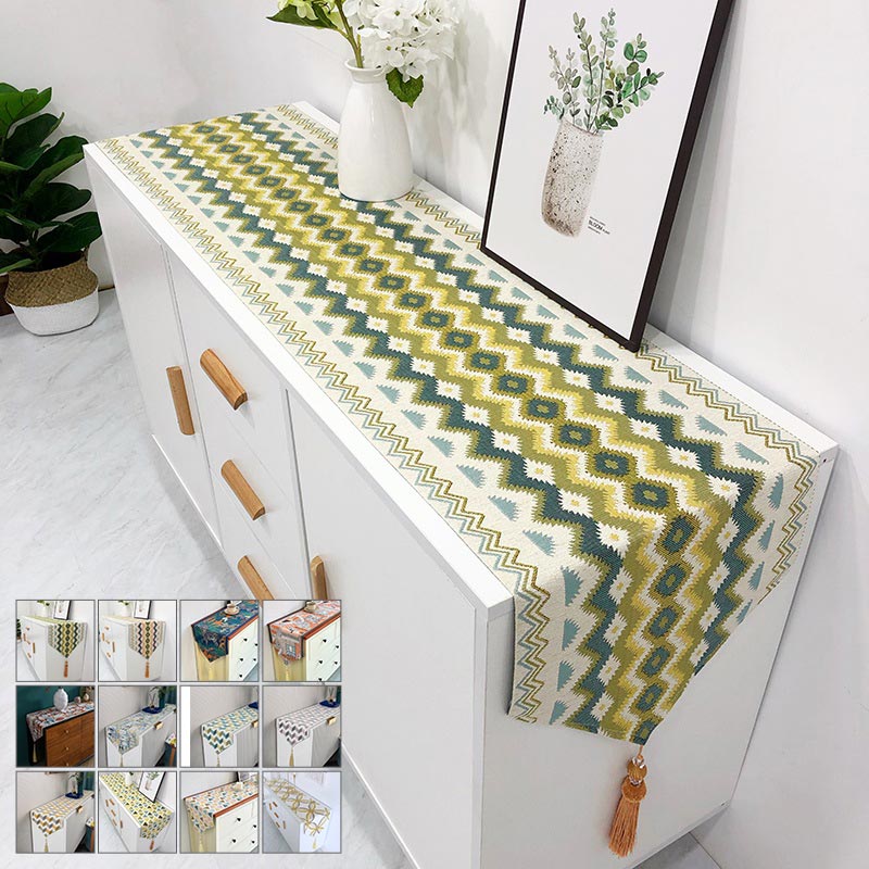 【ブラックフライデー最大2000円OFF】テーブルランナー おしゃれ 北欧 テーブルクロス 真ん中 敷き物 お洒落 布 長い モダン テーブル装飾 インテリア雑貨 テーブルコーディネート おもてなし ダイニング テーブルセンター 白 タッセル付き 35*120cm 送料無料