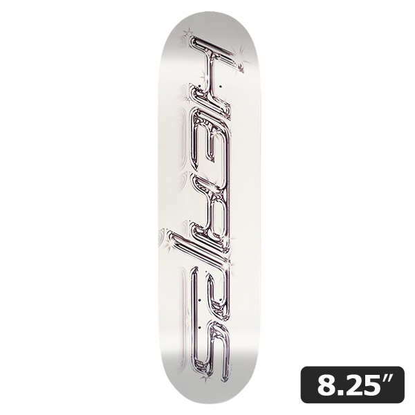 商品詳細 【HEAPS｜LOGO WHITE/SILVER】 韓国発スケートボードカンパニー"HEAPS(ヒープス)" ブランドを手掛けるShin Jeong-hyukとinstantは旧知の仲で、instantライダーのマサトモもライダーとして名を連ねています。 今後間違いなく人気が上がっていくであろう注目のブランド。 日本ではごく限られたショップのみで取り扱いとなっております。 デッキサイズ(インチ) ・Width：8.25" ・Length：32" ＊1インチ＝約2.54cm 在庫に関して 当店販売商品は実店舗と在庫を共有しております。また、メーカーからのお取り寄せでのご用意となる商品もございます。お申し込み頂きました商品が、「販売終了/在庫完売」等でご用意ができない場合もございます。 その際はキャンセルのご連絡をさせて頂く事もございます。予めご了承ください。 画像に関して 掲載しております画像はサンプル画像となります。お手持ちのディスプレイや周辺機器の設定により実商品と色合い等に若干誤差が生じる場合がございます。