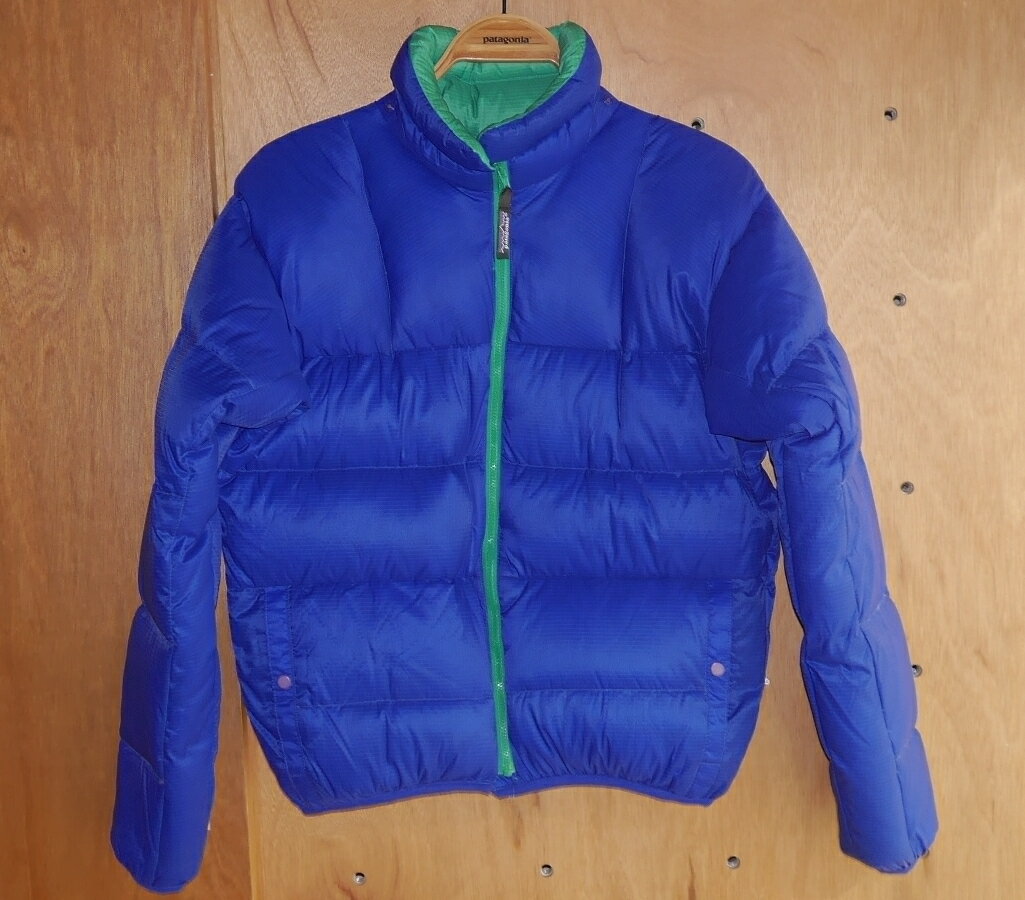 patagonia(パタゴニア) 1990FA(1990年秋冬) Down Sweater(ダウンセーター) Electric Blue×Bright Green(エレクトリックブルー×ブライトグリーン) XSサイズ ビンテージ古着【中古】