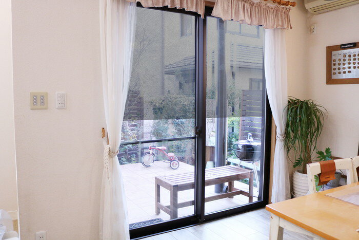 【法人・個人事業主様限定】 窓貼りシート 省エネタイプ 92cm幅×15m巻 | 日差し フィルム 窓ガラスフィルム 遮熱フィルム 窓ガラス シート 省エネ 節電 暑さ対策 紫外線カット 紫外線カットシート 遮熱 窓 UVカット UVシート 遮熱シート 窓シート 窓フィルム ガラスフィルム