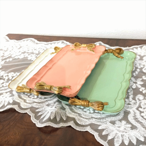 Rakuten - ゴールドリボン トレーアクセサリー置き ディスプレイ 薔薇 バラ ローズ アンティーク クラシック シック 姫 かわいい おしゃれ プレゼント ギフト お祝い ラッピング ラッピング無料