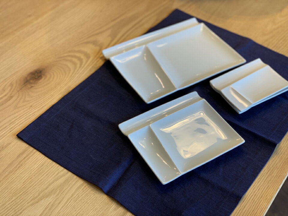 isola palette plate/イゾラプレートM（白磁）W17cm×D14.5cm×H1.6cm