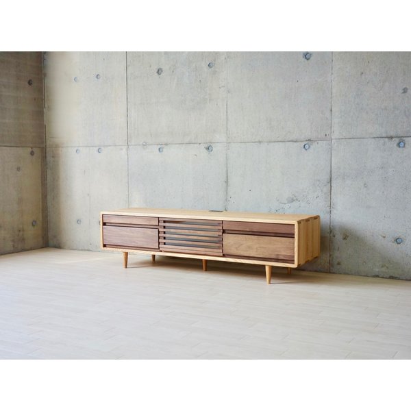 製 造 工 程&nbsp;　ー 木の家具ができるまで ー伝統的な木工技術で、ひとつひとつ心を込めてつくっています。夕凪 - yunagi -120サイドボード奏 - kanade -180テレビボード結 - yui -150テレビボード結 ...