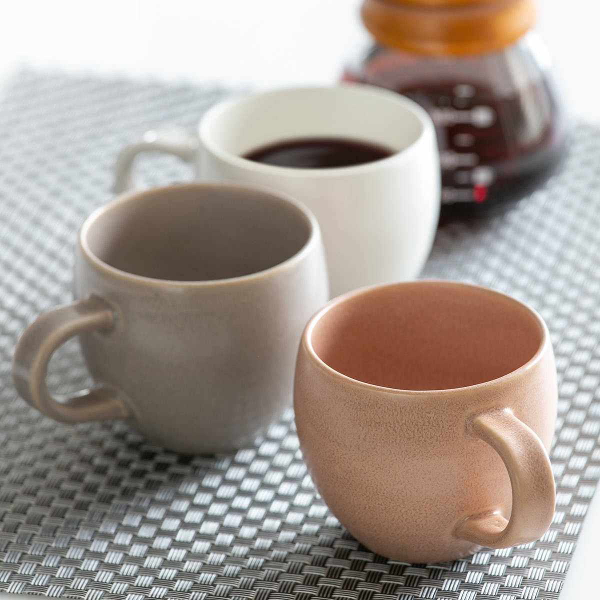 マグカップ 320ml カレット 磁器 美濃焼 （ 食洗機対応 電子レンジ対応 カップ マグ 日本製 コーヒーカップ ティーカップ スープカップ 取っ手付き おしゃれ かわいい 無地 シンプル ） 【39ショップ】