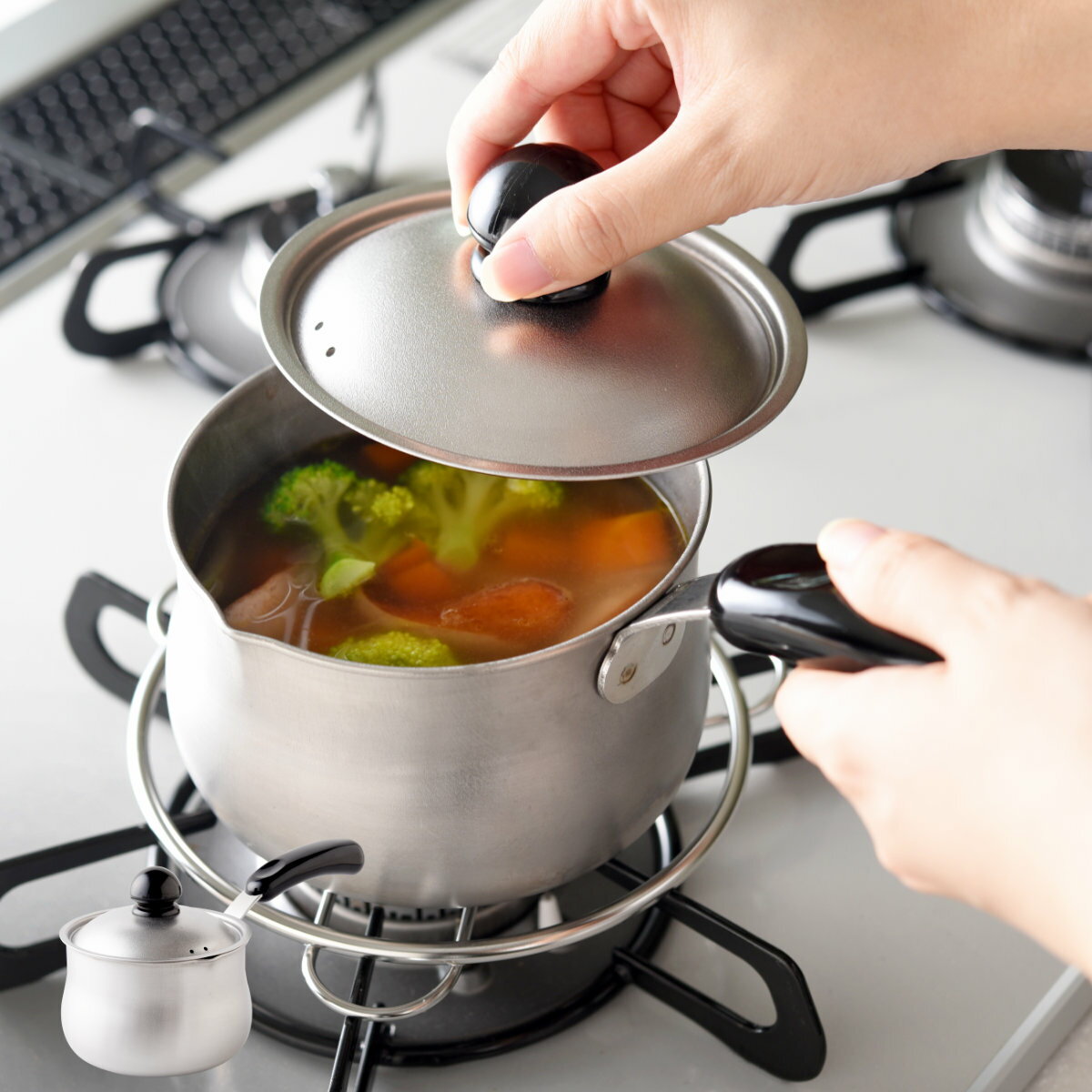 ミルクパン 11cm ガス火専用 ステンレス製 ちっちゃなミルクパン 日本製 （ ガス火対応 小鍋 片手鍋 ソースパン 11センチ 両口 小さい鍋 ミニ 鍋 なべ お鍋 ステンレス鍋 燕三条 離乳食 ゆで卵 ）【39ショップ】