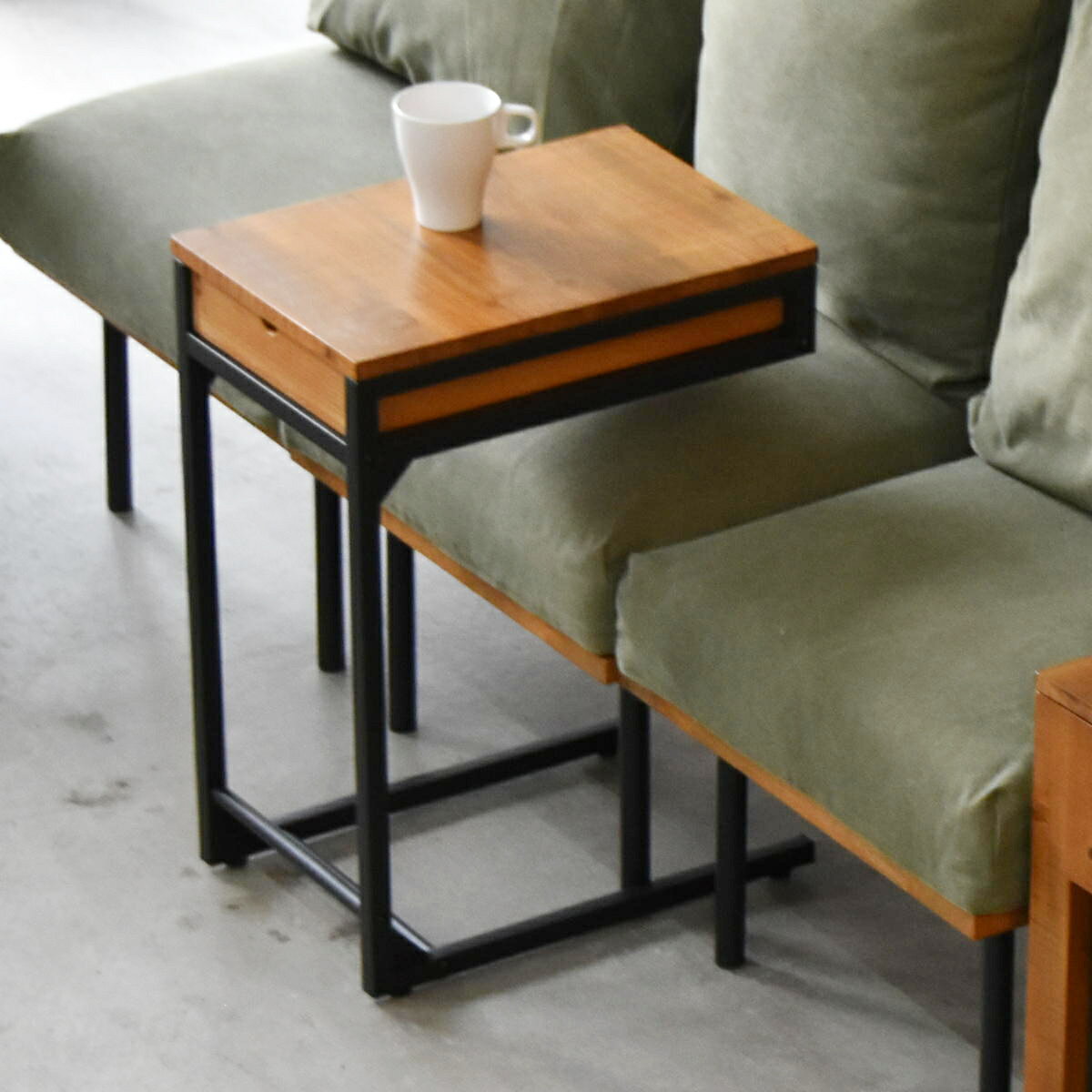 サイドテーブル コの字型 高さ58cm 収納付 infinite （ ソファサイドテーブル 木製 天然木 軽量 テーブル ソファサイド ベッドサイド 引き出し 収納 A4 スチール ソファテーブル コンパクト ミニテーブル おしゃれ ）【39ショップ】