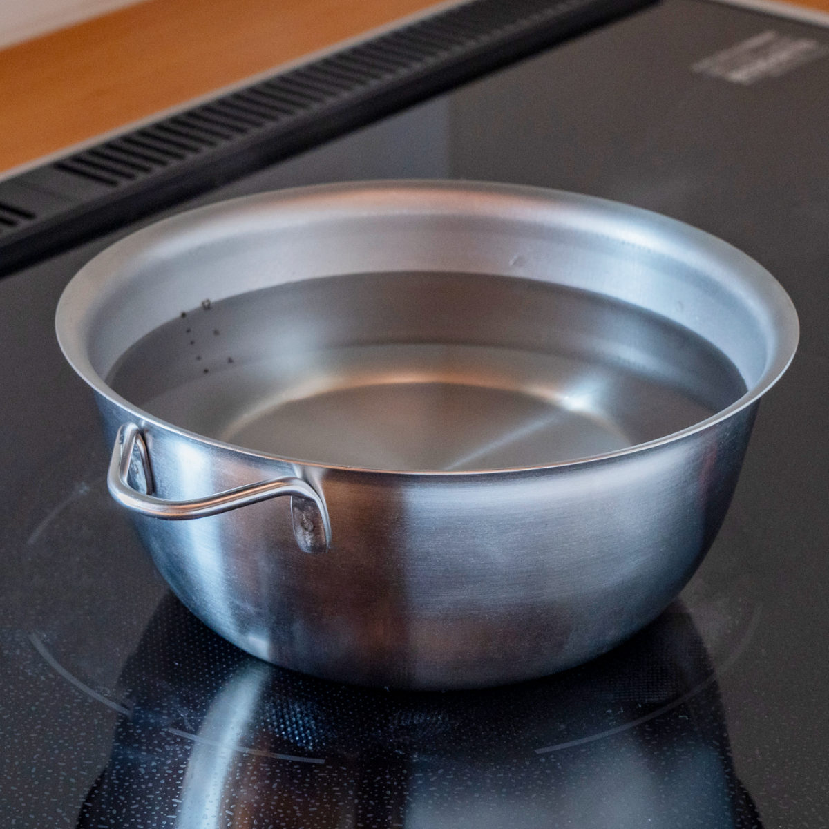 【レビュー特典付き】 ボウル ざる ビーワーススタイル すっきり暮らす 火にかけられるボウル 18cm 20cm （ 調理ボウル ステンレスボウル 鍋 IH対応 ガス対応 食洗機対応 ザルボウル ざる付き 目盛り付き 日本製 調理器具 燕三条 ）【39ショップ】 interior-palette-10215133 インテリアパレット パッケージ画像