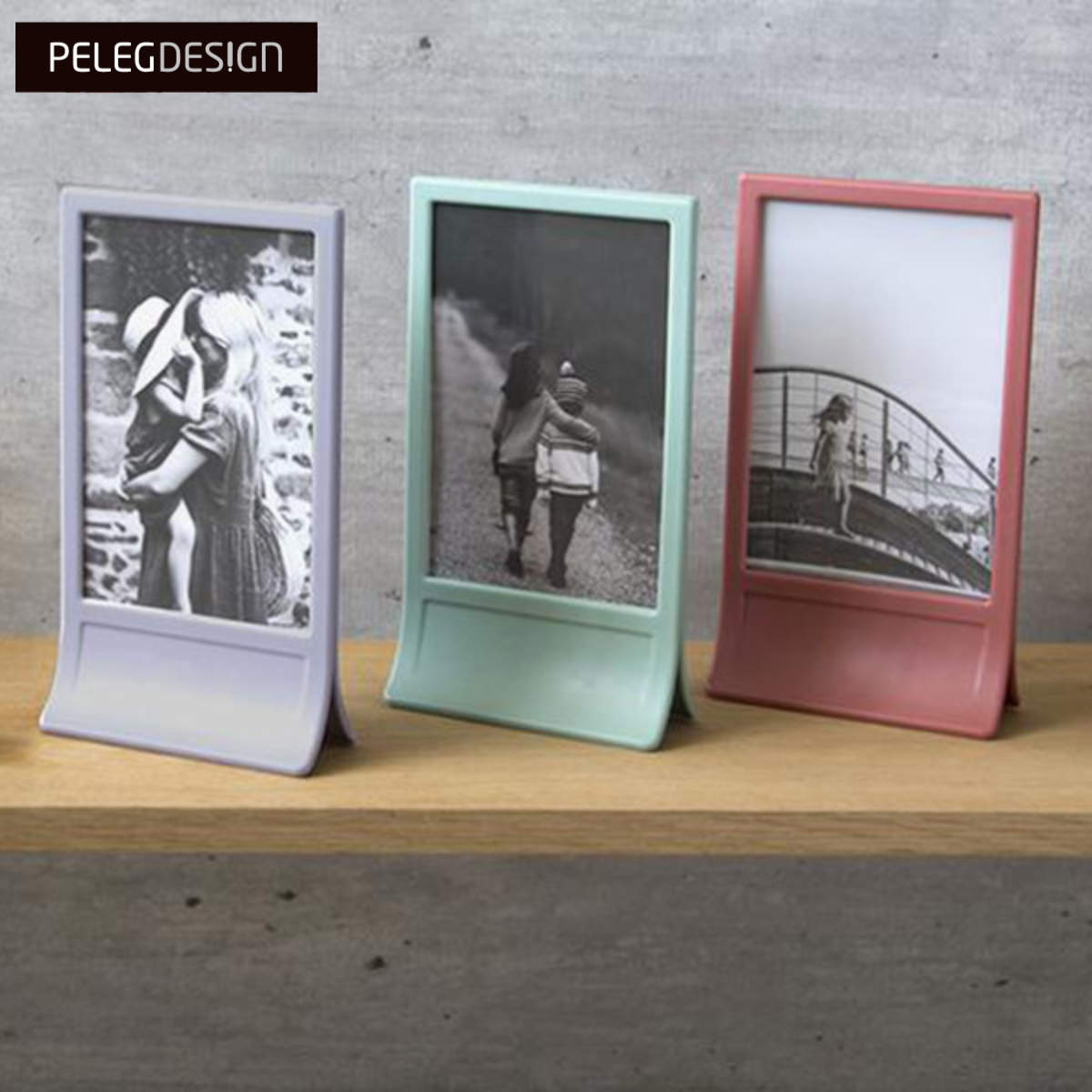フォトフレーム クリッピック Peleg Design （ 写真立て フォトスタンド おしゃれ 卓上 置き型 両面 縦置き 写真スタンド ディスプレイ インテリア パープル ピンク ミント ） 【39ショップ】