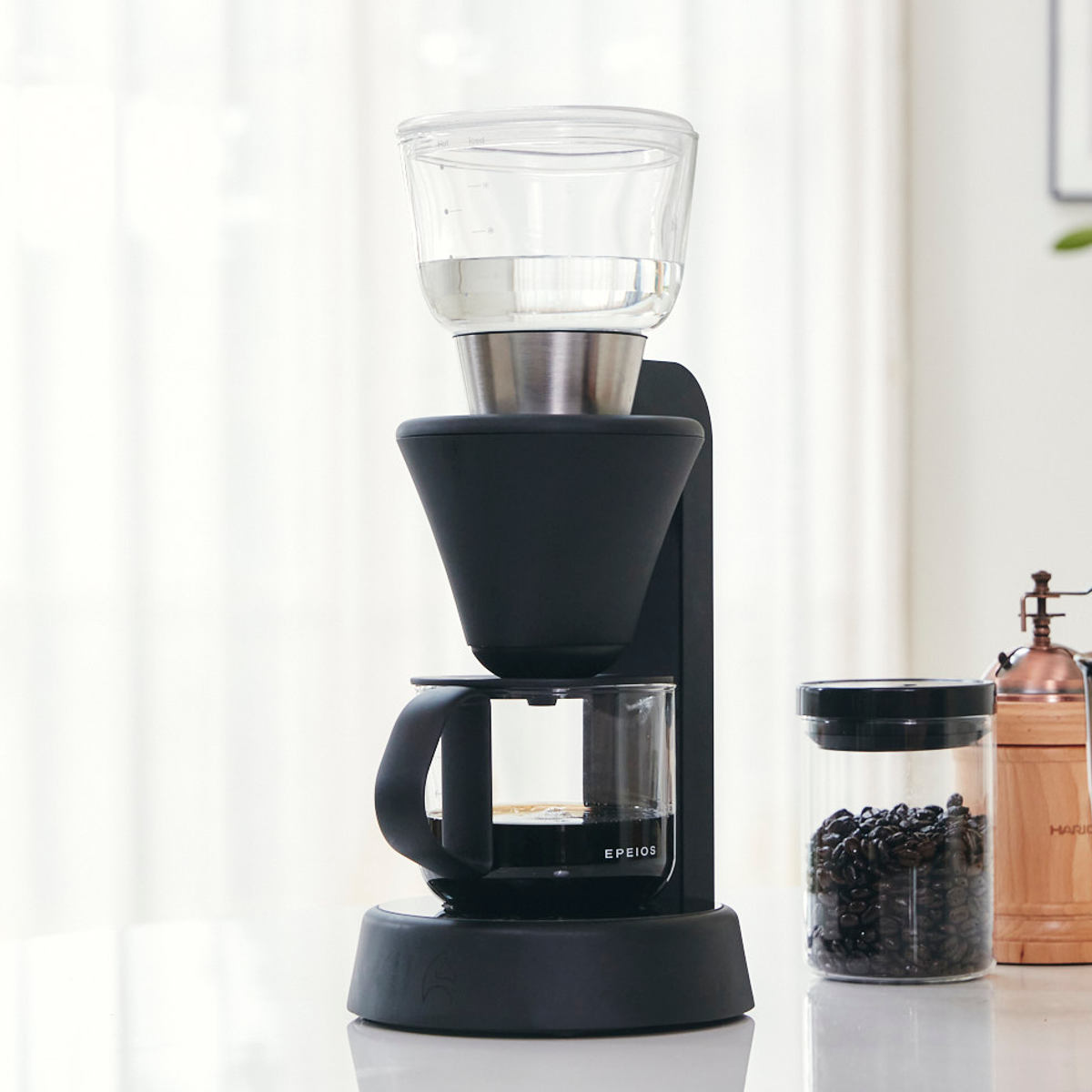 EPEIOS スマートコーヒーメーカー Mocca ( エペイオス 4~5杯用 3種類の抽出モード 抽出率高い アプリ予約 保温機能 おしゃれ エルメスデザイナ...