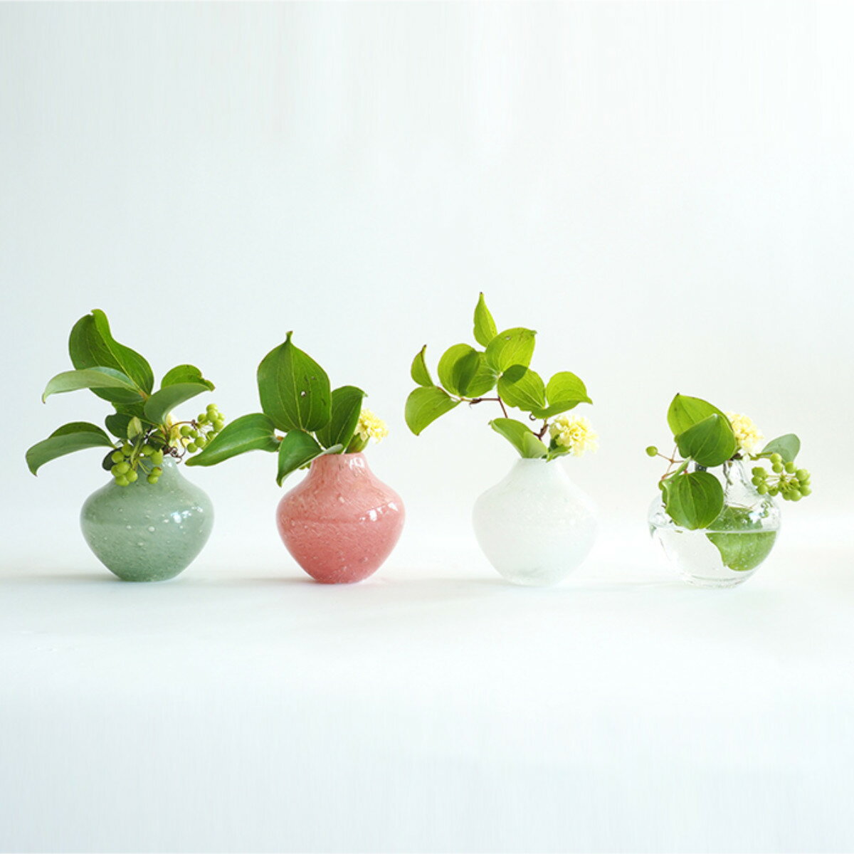 花瓶 DGガラスキュルット 直径10×高さ9.5cm ガラス （ 花びん フラワーベース 花器 ガラス製 インテリ..