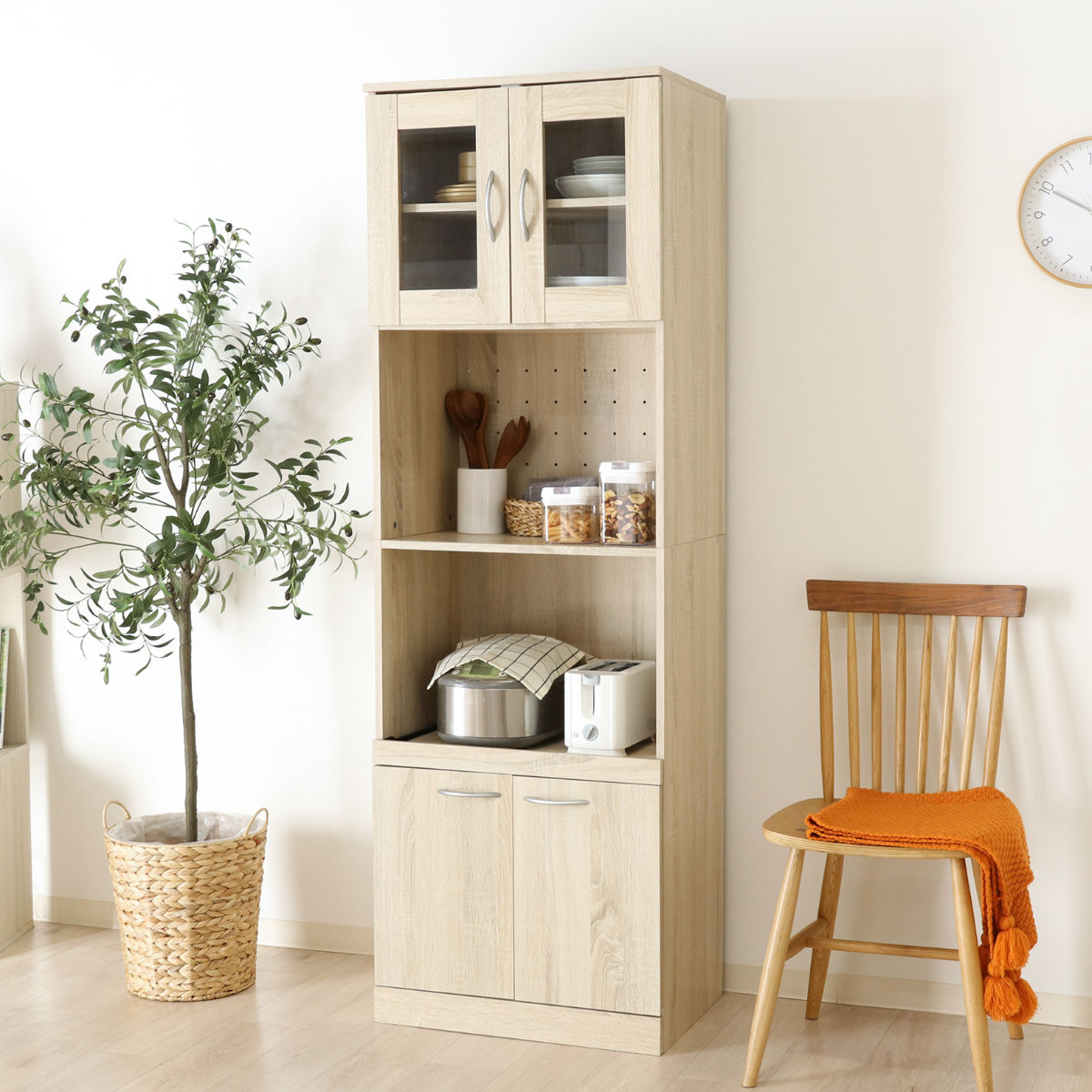 食器棚 ハイキッチンボード 幅59cm 木目調 2口コンセント付 （ カップボード キッチンボード 収納 棚 ..