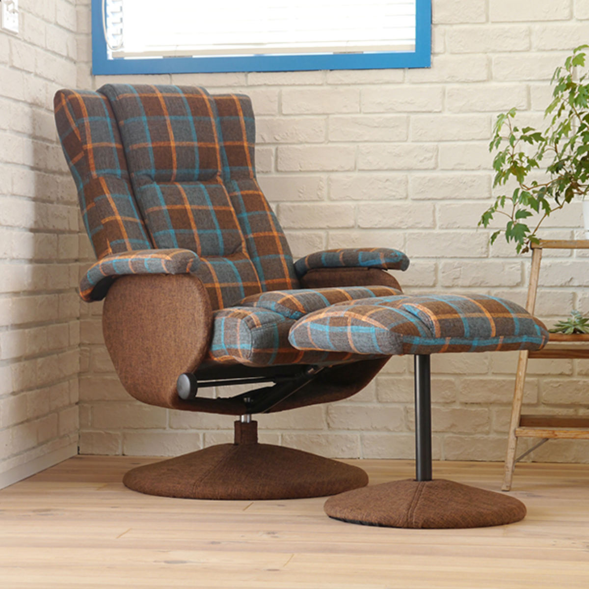 リクライニングチェア オットマン付き 回転 ケッテ （ パーソナルチェア 1人掛け チェア ハイバック チェアー イス 椅子 いす リクライニング 無段階 肘置き クッション 座面 ファブリック リラックス オフィス リビング 書斎 ）【39ショップ】