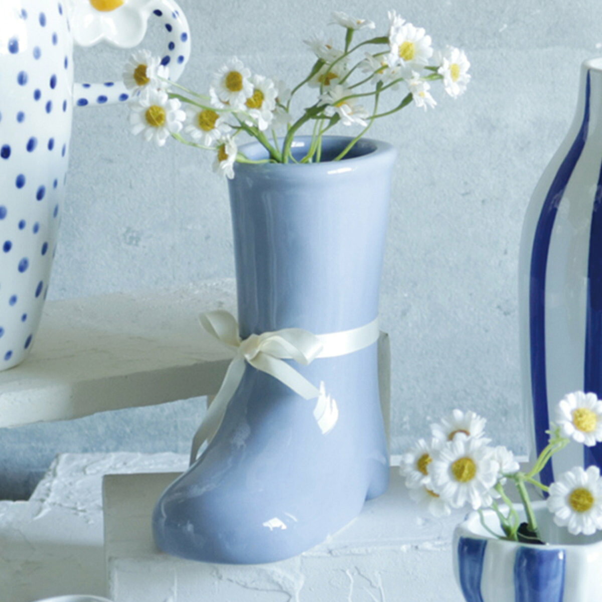 花瓶 welms Blue Boots フラワーベース （ 花ビン 花びん フラワー 花 飾る ブーツ 靴 ブルー 花入れ 陶器 陶器製 シンプル おしゃれ 一輪挿し ）
